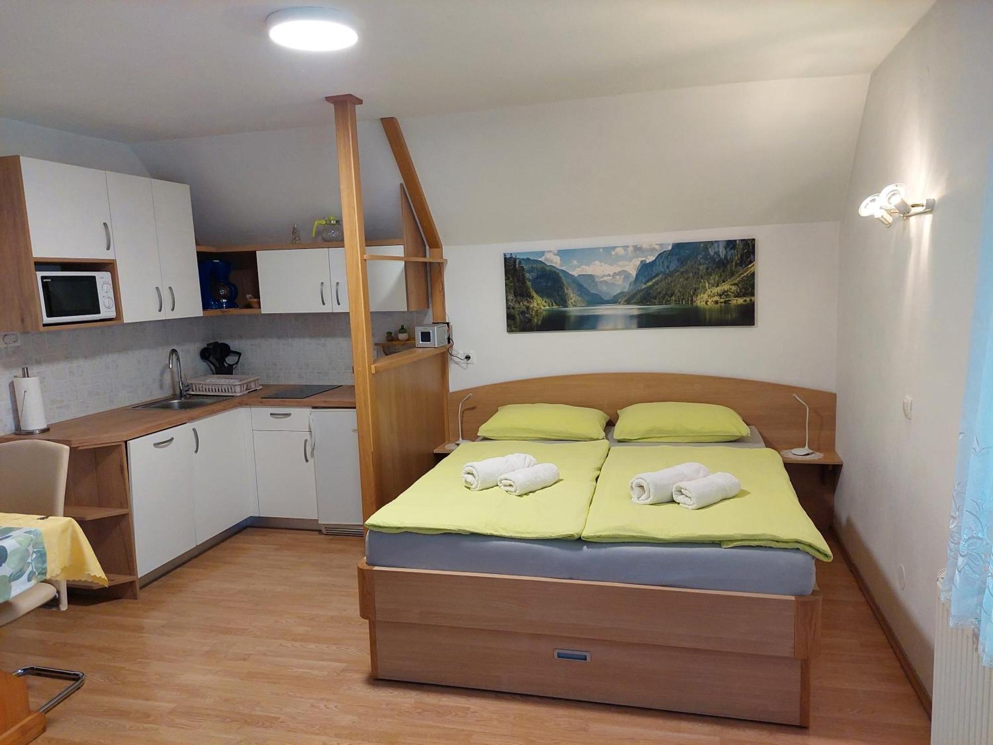 Apartmaji Vesna بوينج المظهر الخارجي الصورة