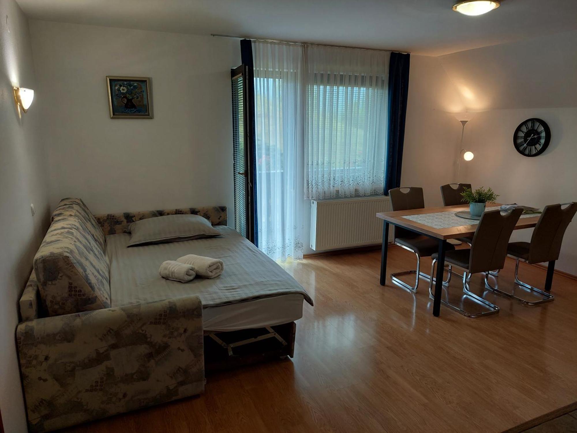 Apartmaji Vesna بوينج المظهر الخارجي الصورة